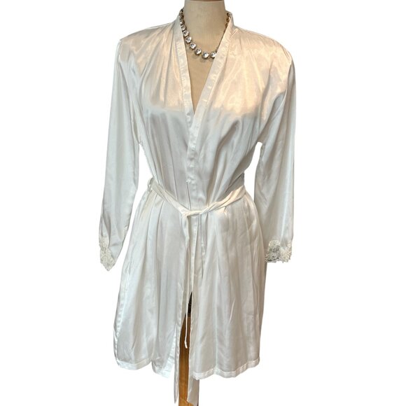 JONES NEW YORK White Bridal Robe Size L/XL Lacy Cuffs Below the Knee - Picture 1 of 6